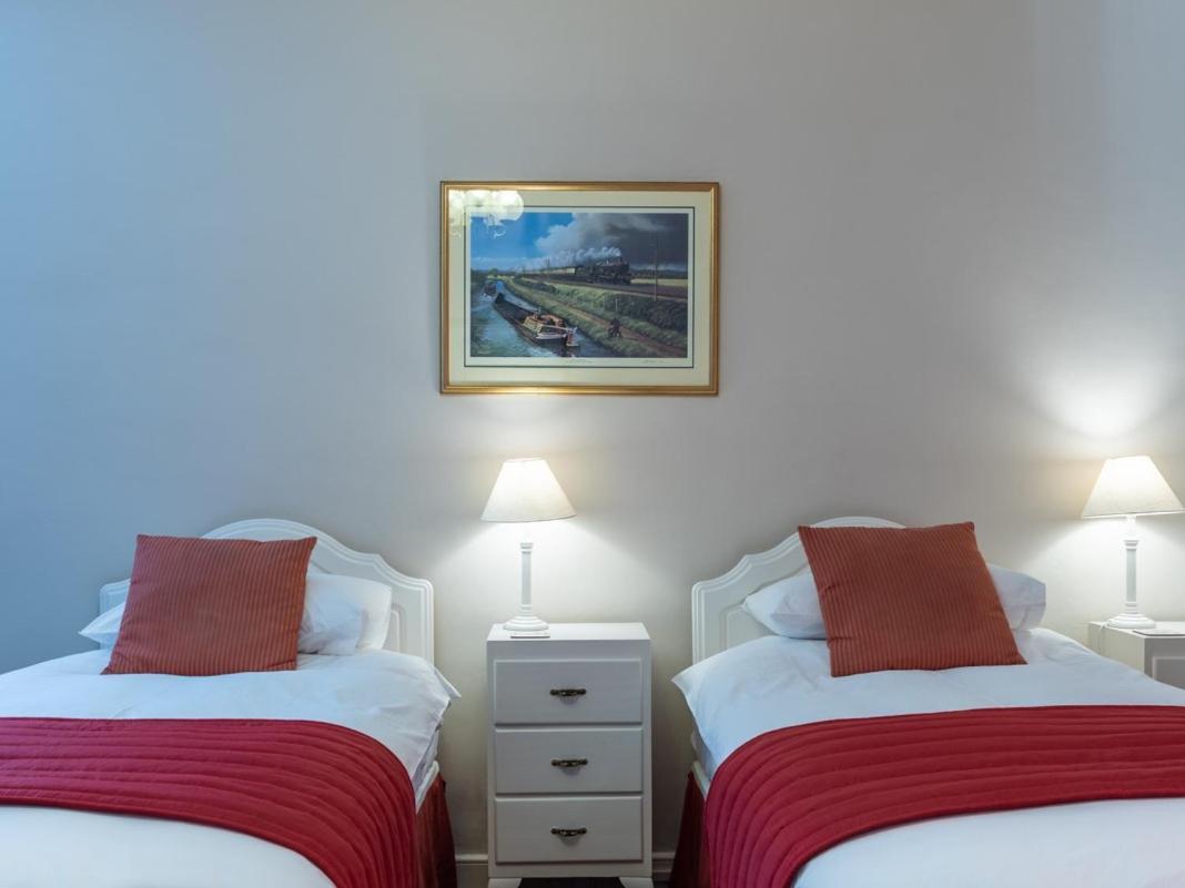 Manor Farm B&B Марлбъро Екстериор снимка